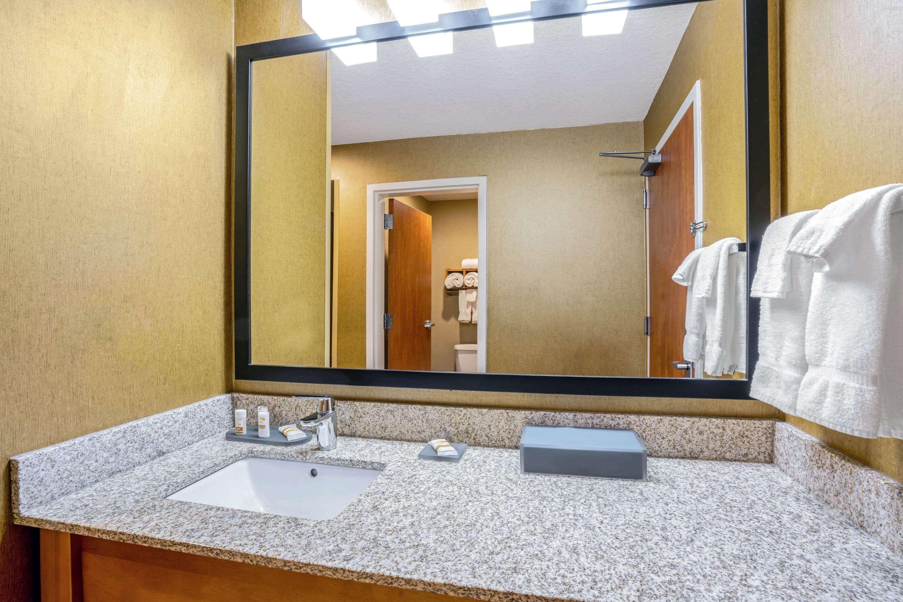 La Quinta By Wyndham Coeur D'Alene Hotel Ngoại thất bức ảnh